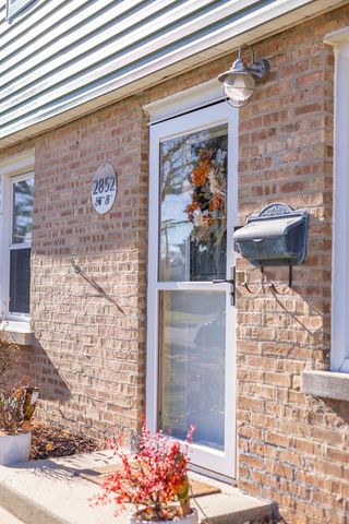 2852 Scott Street, Franklin Park, IL 60131