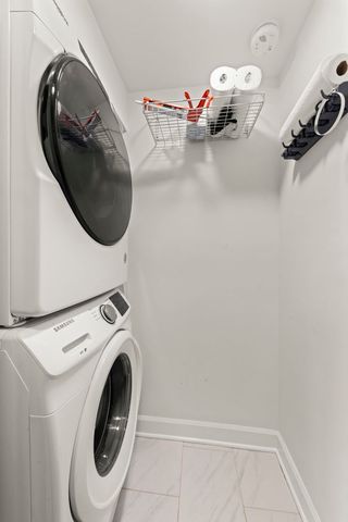 2852 Scott Street, Franklin Park, IL 60131