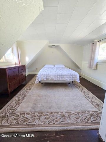 409 Pine St, Wallace, ID 83873