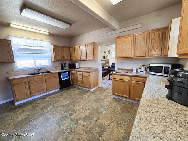 409 Pine St, Wallace, ID 83873