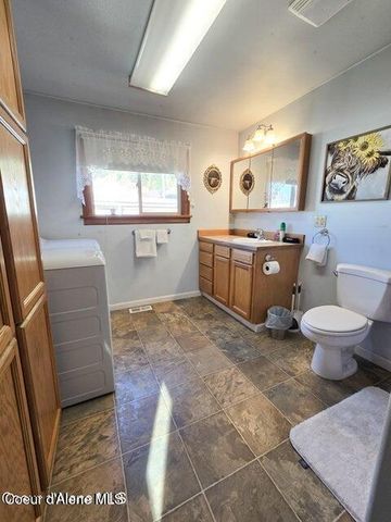 409 Pine St, Wallace, ID 83873