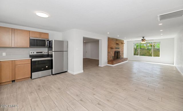 4821 E SHERIDAN Street, Phoenix, AZ 85008