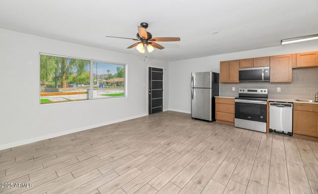 4821 E SHERIDAN Street, Phoenix, AZ 85008