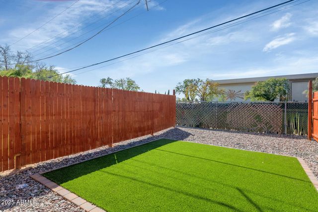 4821 E SHERIDAN Street, Phoenix, AZ 85008