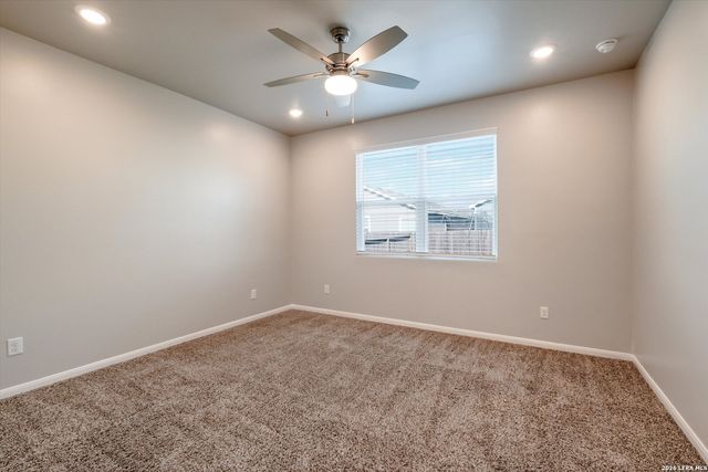 13015 Kathleen St, St Hedwig, TX 78152