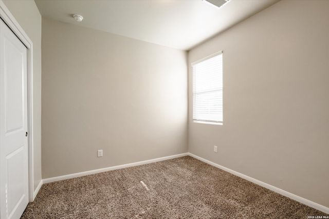 13015 Kathleen St, St Hedwig, TX 78152