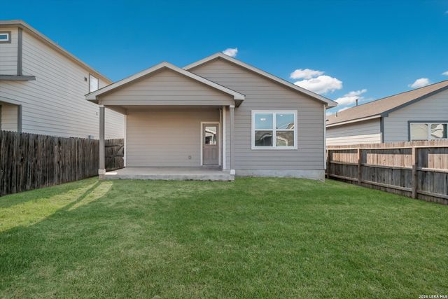 13015 Kathleen St, St Hedwig, TX 78152