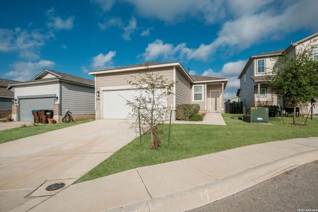 13015 Kathleen St, St Hedwig, TX 78152