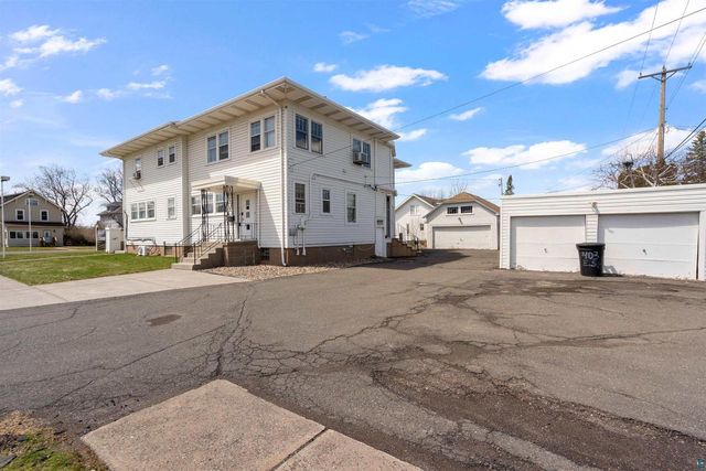1209 5th St, Superior, WI 54880