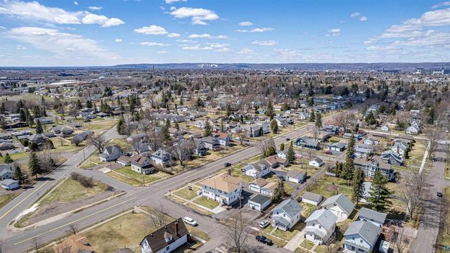 1209 5th St, Superior, WI 54880