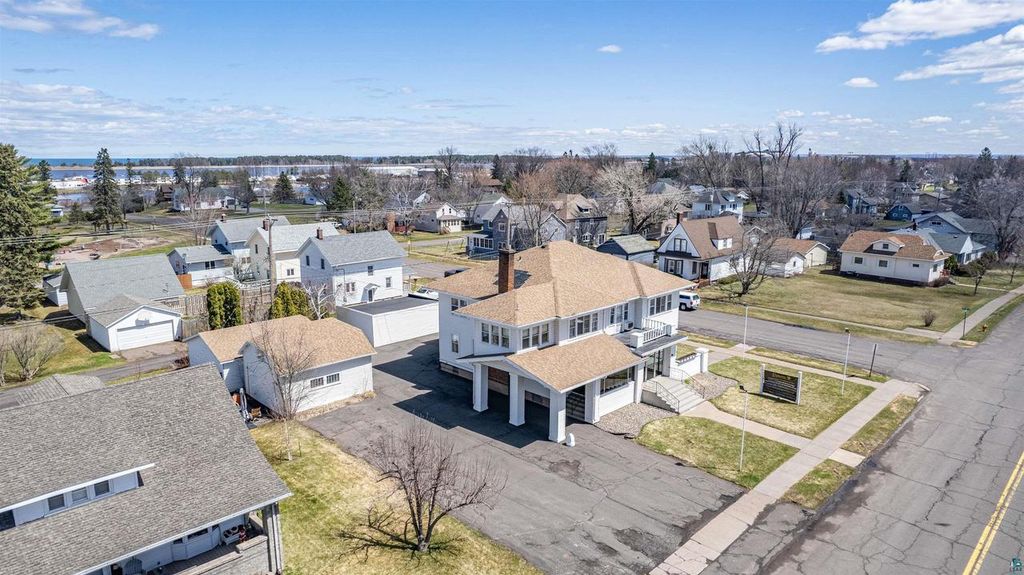 1209 5th St, Superior, WI 54880
