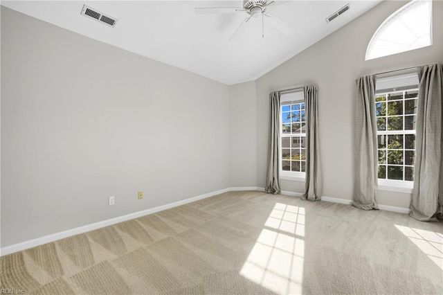 2524 Hidden Shores Dr Apt 104, Virginia Beach, VA 23454