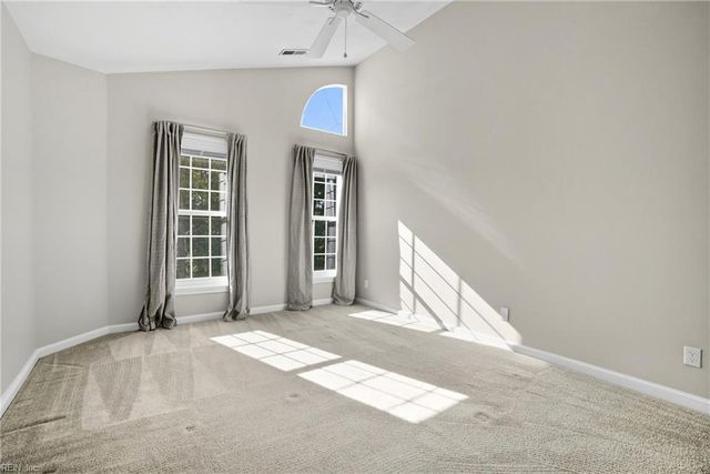 2524 Hidden Shores Dr Apt 104, Virginia Beach, VA 23454