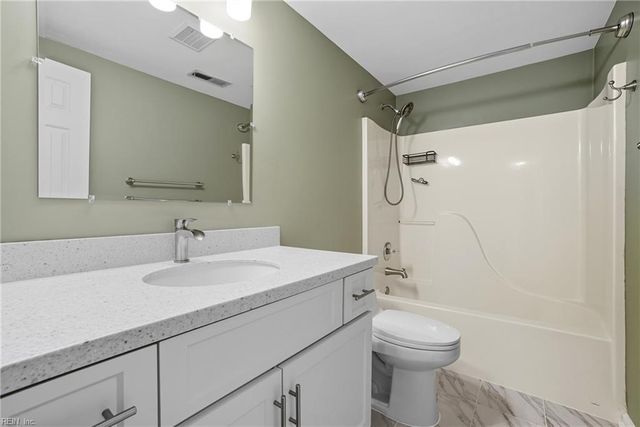 2524 Hidden Shores Dr Apt 104, Virginia Beach, VA 23454