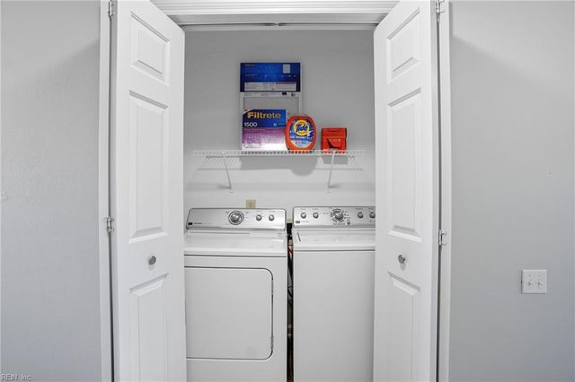 2524 Hidden Shores Dr Apt 104, Virginia Beach, VA 23454