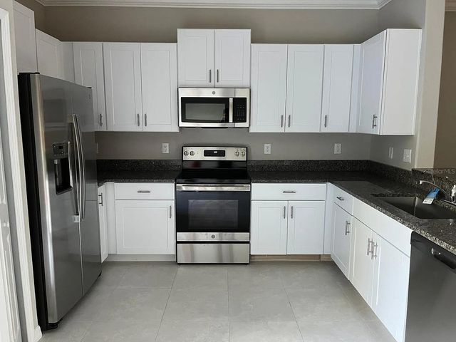 1498 CASSIUS STREET, Lutz, FL 33549