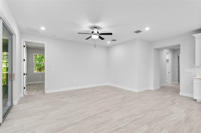 371 MILLER ROAD, Sanford, FL 32773