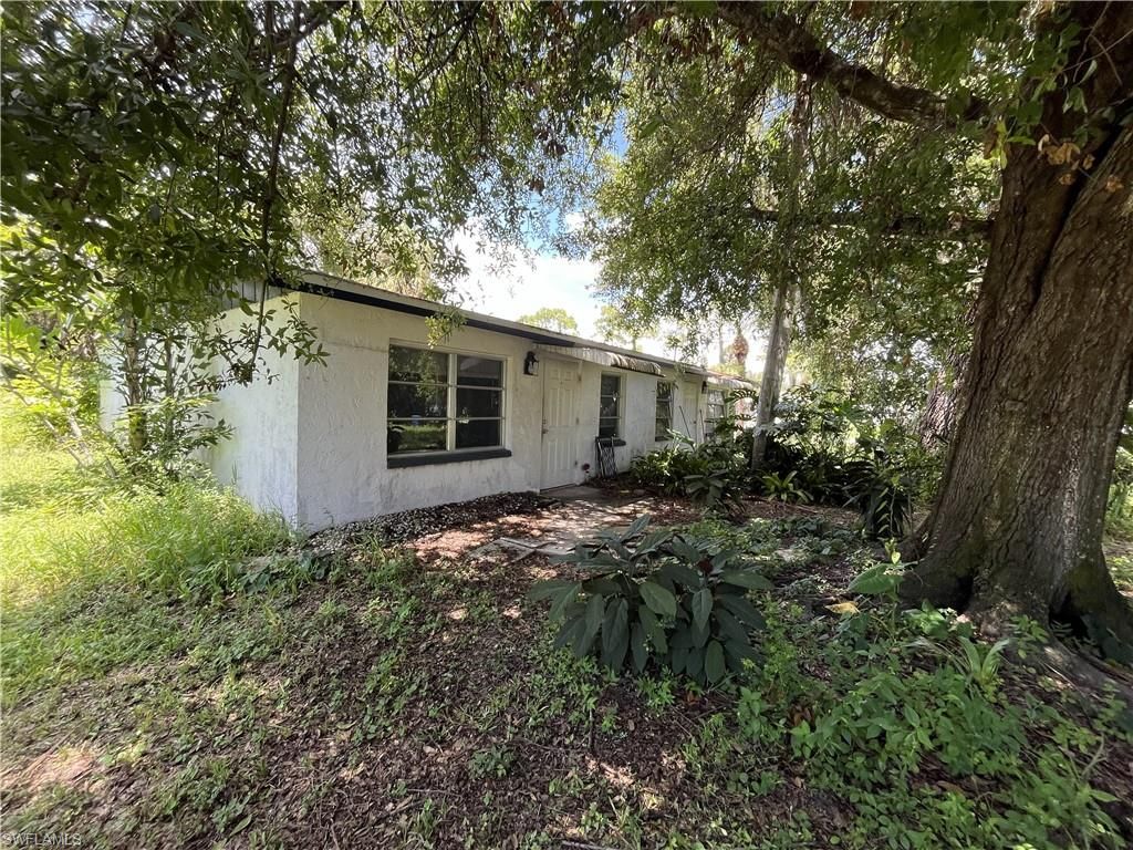 1265 Monica LN, NORTH FORT MYERS, FL 33903 — exterior
