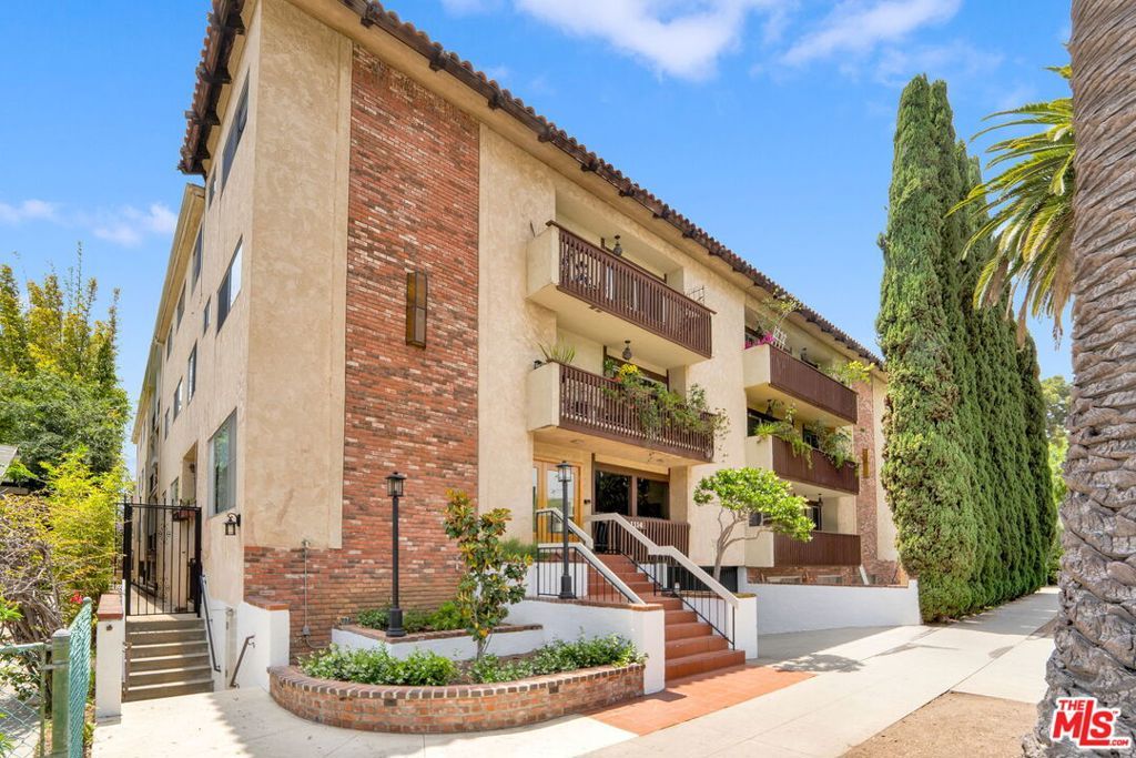 1114 12th Street 103, Santa Monica, CA 90403