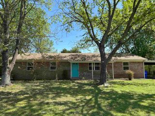 22 Foxmoor Circle, Conway, AR 72032