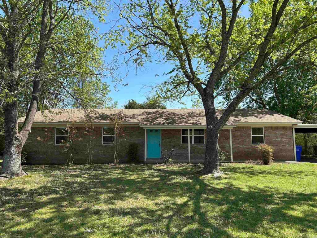 22 Foxmoor Circle, Conway, AR 72032