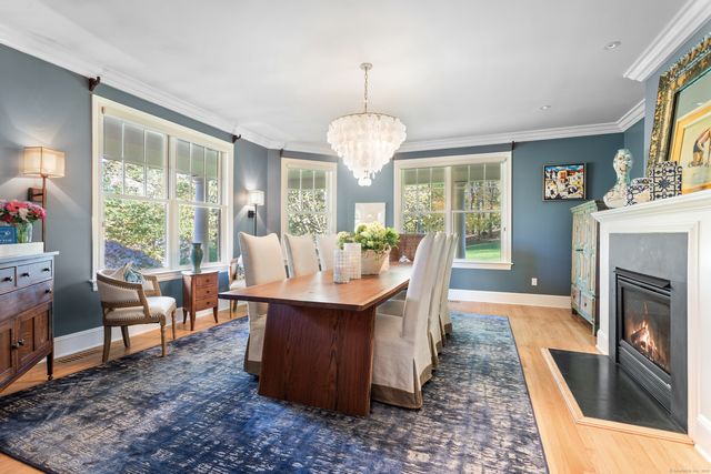 6 Winthrop Hills, Weston, CT 06883