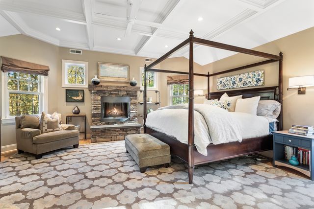 6 Winthrop Hills, Weston, CT 06883