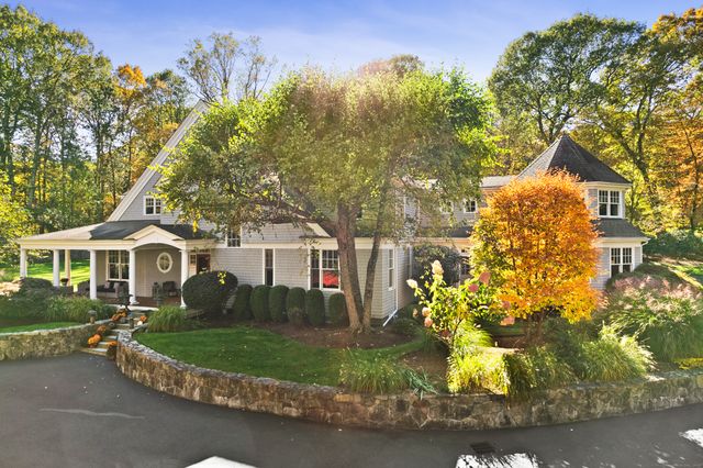 6 Winthrop Hills, Weston, CT 06883