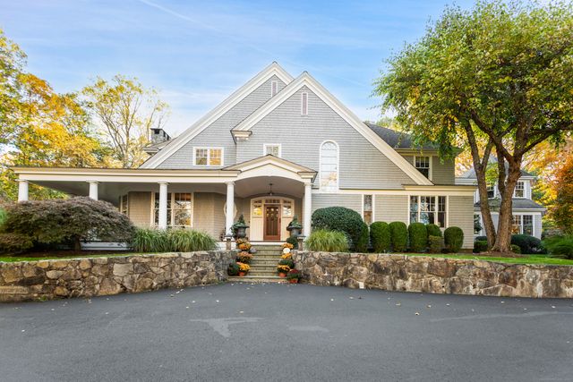 6 Winthrop Hills, Weston, CT 06883