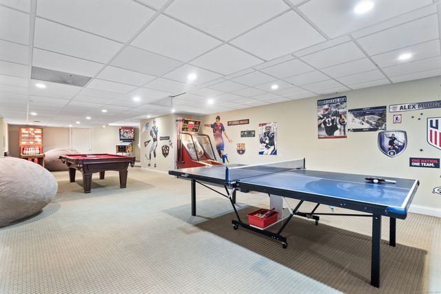 6 Winthrop Hills, Weston, CT 06883