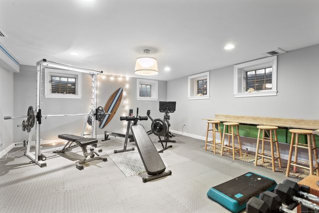 6 Winthrop Hills, Weston, CT 06883