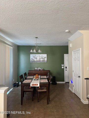 443 VINEYARD Lane, Orange Park, FL 32073