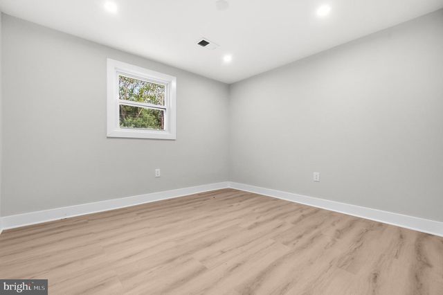 4612 WESTRIDGE PL, Temple Hills, MD 20748