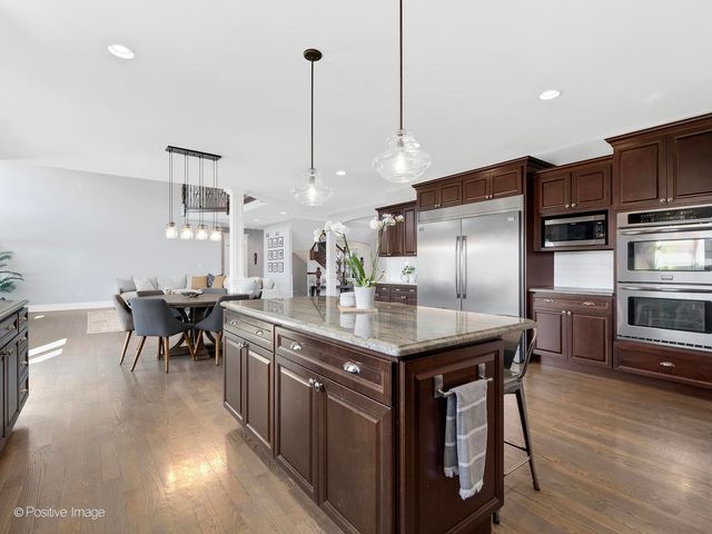 21580 Skyway Drive, Mokena, IL 60448