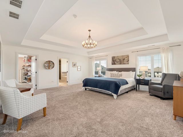 21580 Skyway Drive, Mokena, IL 60448