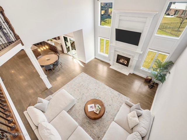 21580 Skyway Drive, Mokena, IL 60448