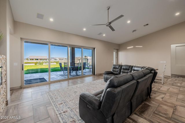 22930 E GALVESTON Street, Mesa, AZ 85212