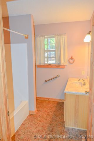 414041 E 1878 Road, Antlers, OK 74523