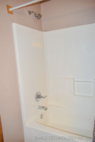 414041 E 1878 Road, Antlers, OK 74523