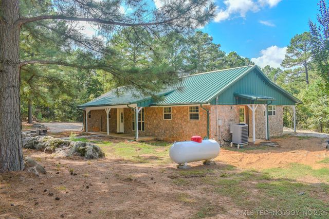 414041 E 1878 Road, Antlers, OK 74523