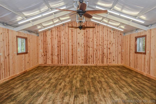 414041 E 1878 Road, Antlers, OK 74523