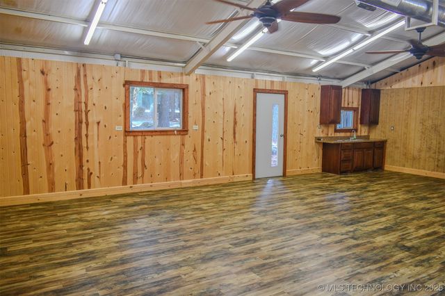 414041 E 1878 Road, Antlers, OK 74523