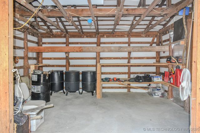 414041 E 1878 Road, Antlers, OK 74523