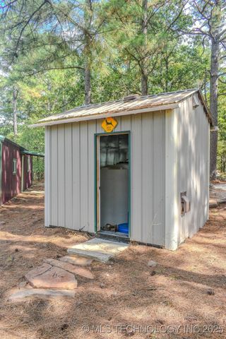 414041 E 1878 Road, Antlers, OK 74523