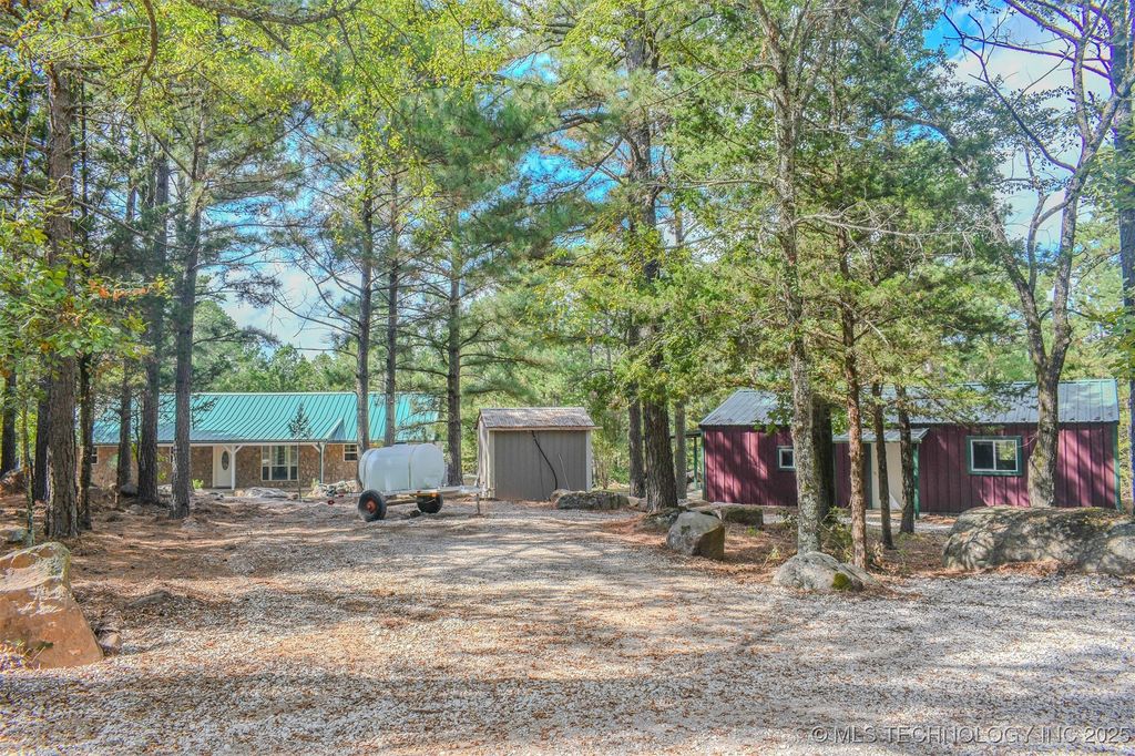 414041 E 1878 Road, Antlers, OK 74523