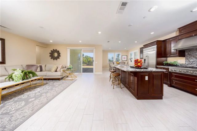 21086 Willow Heights, Diamond Bar, CA 91765