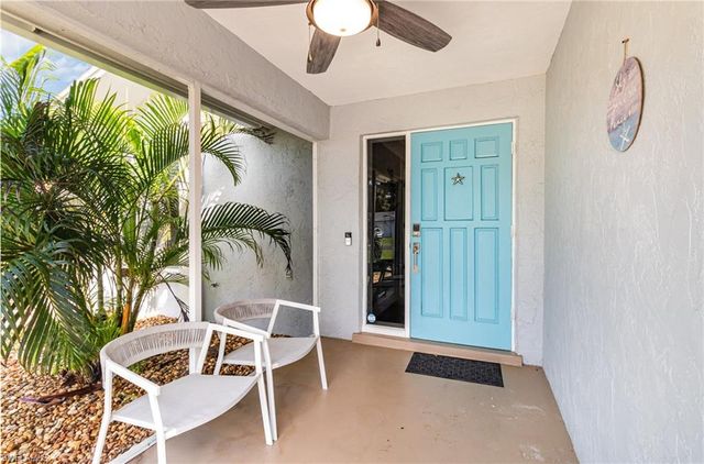 517 98th AVE N, Naples, FL 34108