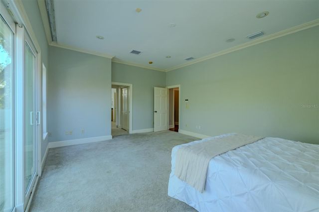 4605 W VASCONIA STREET, Tampa, FL 33629