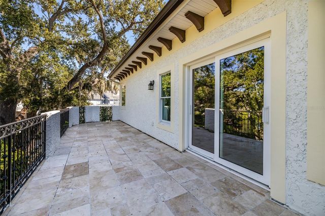 4605 W VASCONIA STREET, Tampa, FL 33629