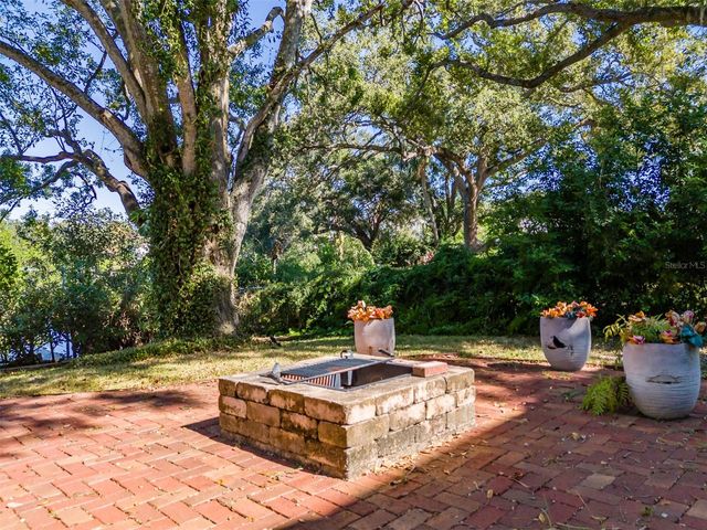 4605 W VASCONIA STREET, Tampa, FL 33629